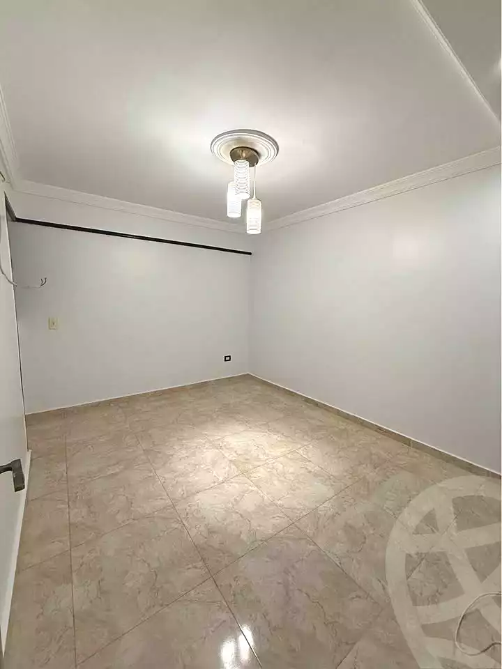 https://aqarmap.com.eg/ar/listing/7160342-for-sale-alexandria-el-mandara-shr-jml-bd-lnsr