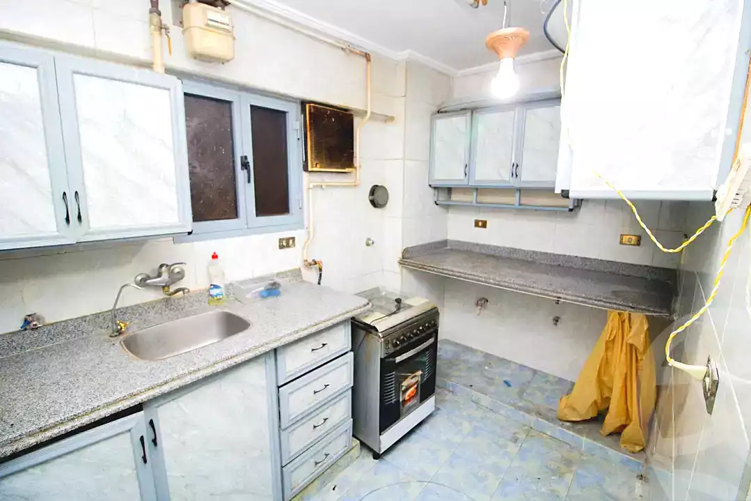 https://aqarmap.com.eg/ar/listing/7160319-for-rent-alexandria-moharram-bey