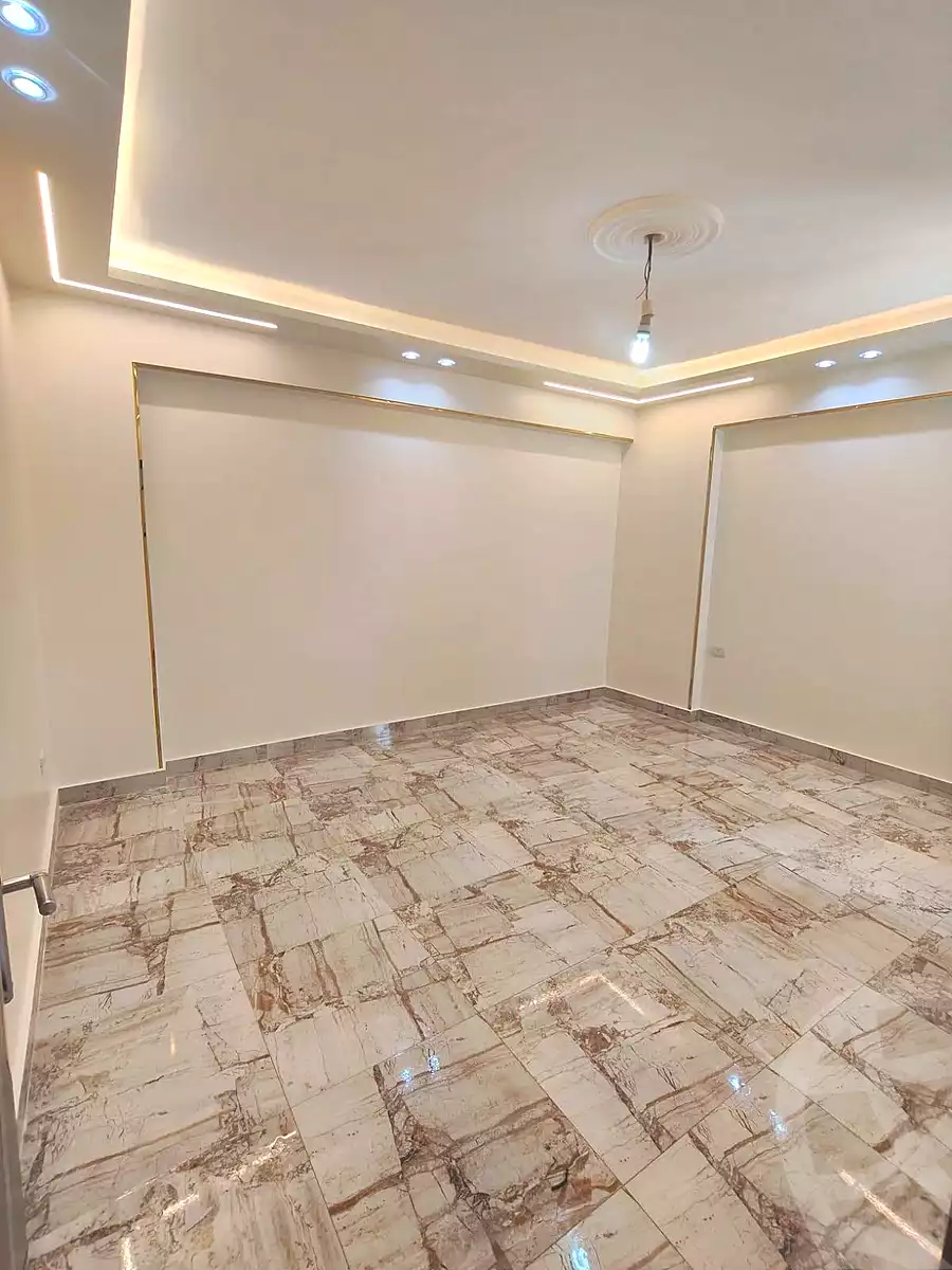 https://aqarmap.com.eg/ar/listing/7160624-for-sale-alexandria-sydy-bshr-sydy-bshr-bhry-khalil-hamada-st