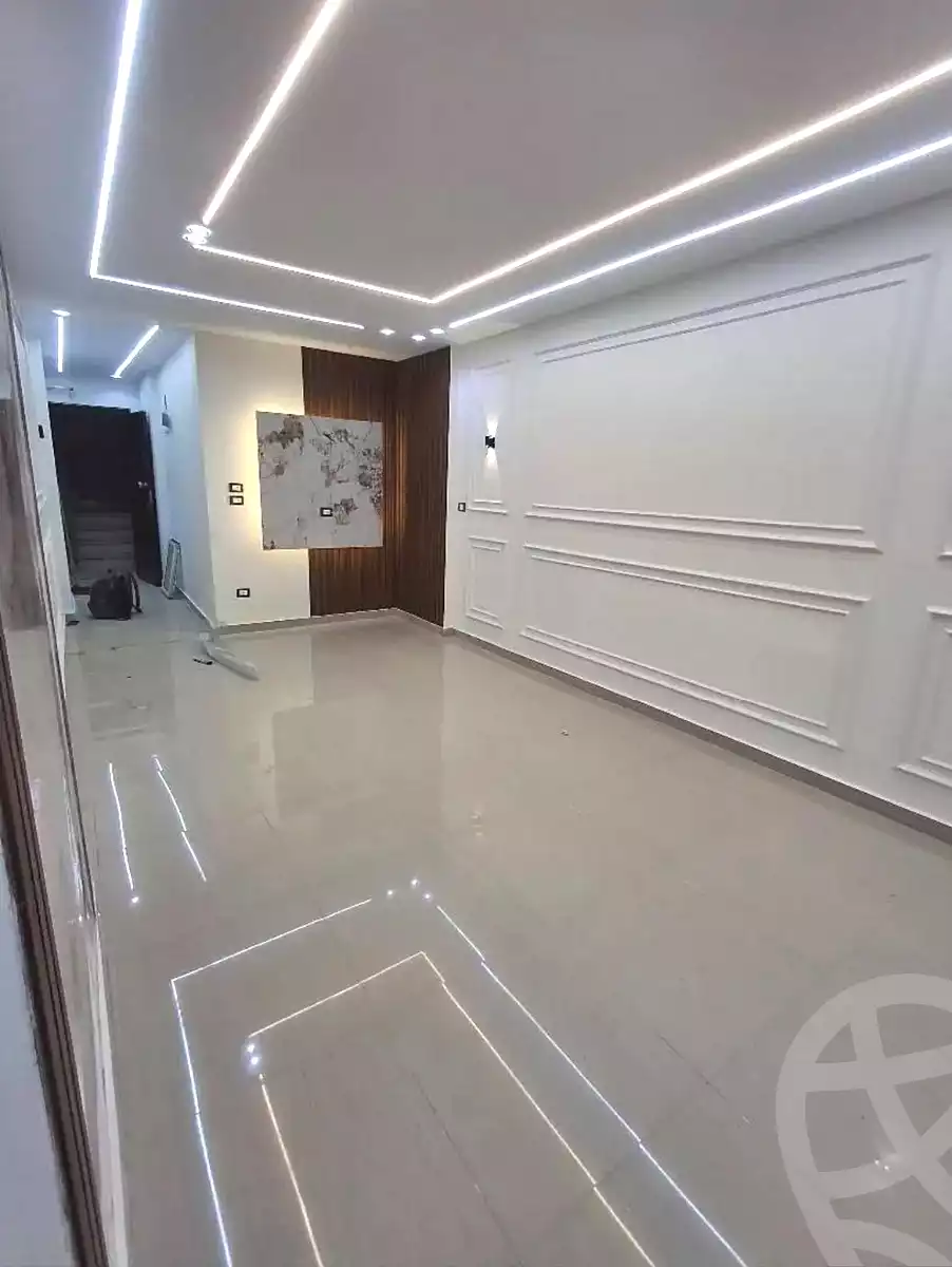 https://aqarmap.com.eg/ar/listing/7160647-for-sale-alexandria-el-asafra-shr-45