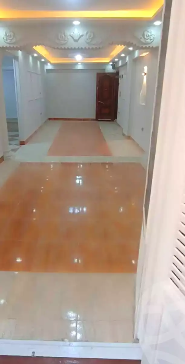 https://aqarmap.com.eg/ar/listing/7160824-for-sale-alexandria-al-agamy-el-hanouvel-gabir-hafez-st