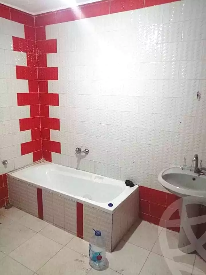 https://aqarmap.com.eg/en/listing/7160890-for-sale-alexandria-al-agamy-el-hanouvel-el-zahraa-city-st