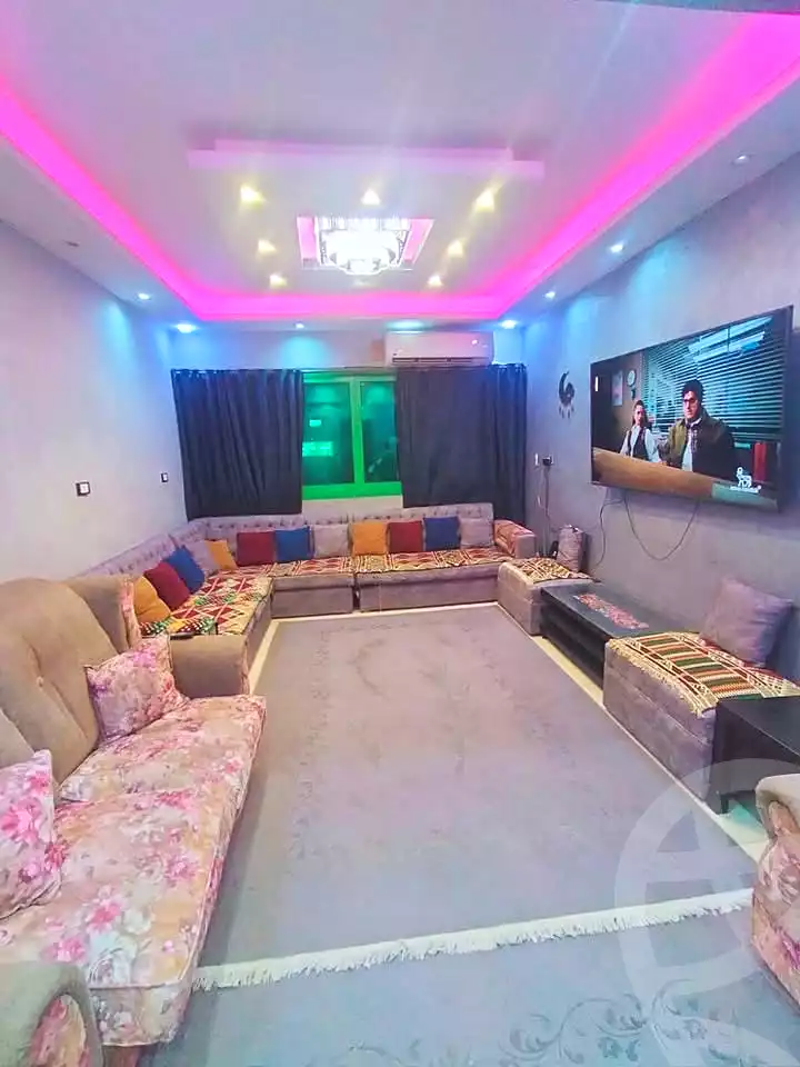 https://aqarmap.com.eg/en/listing/7160909-for-sale-cairo-helwan-helwan-el-sharkeya-heidar-st
