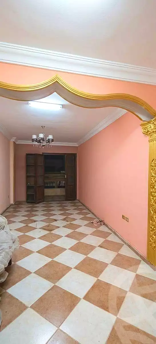 https://aqarmap.com.eg/ar/listing/7160927-for-sale-cairo-helwan-helwan-el-sharkeya-mostafa-safwat-st
