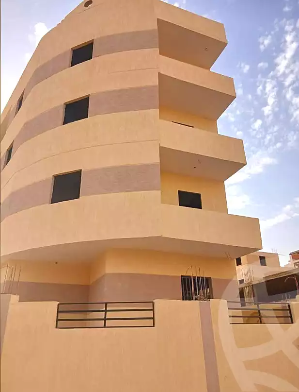 https://aqarmap.com.eg/ar/listing/7161200-for-sale-cairo-badr-city-hai-el-ashgar-featured-neighborhood