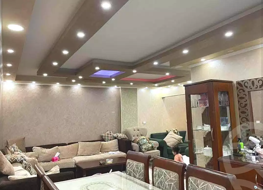 https://aqarmap.com.eg/ar/listing/7161301-for-sale-cairo-helwan-mahmoud-zaki-st