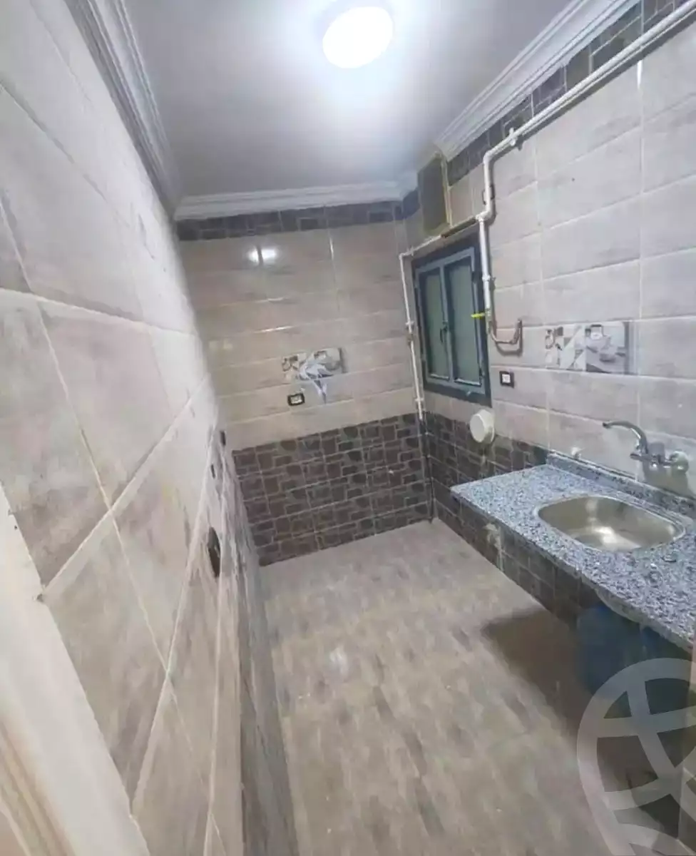 https://aqarmap.com.eg/en/listing/7161615-for-sale-alexandria-al-agamy-el-hanouvel-gabir-hafez-st
