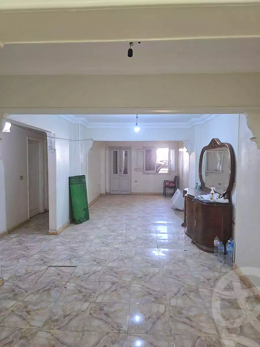 https://aqarmap.com.eg/en/listing/7161752-for-rent-cairo-helwan-zou-el-fekar-basha-st