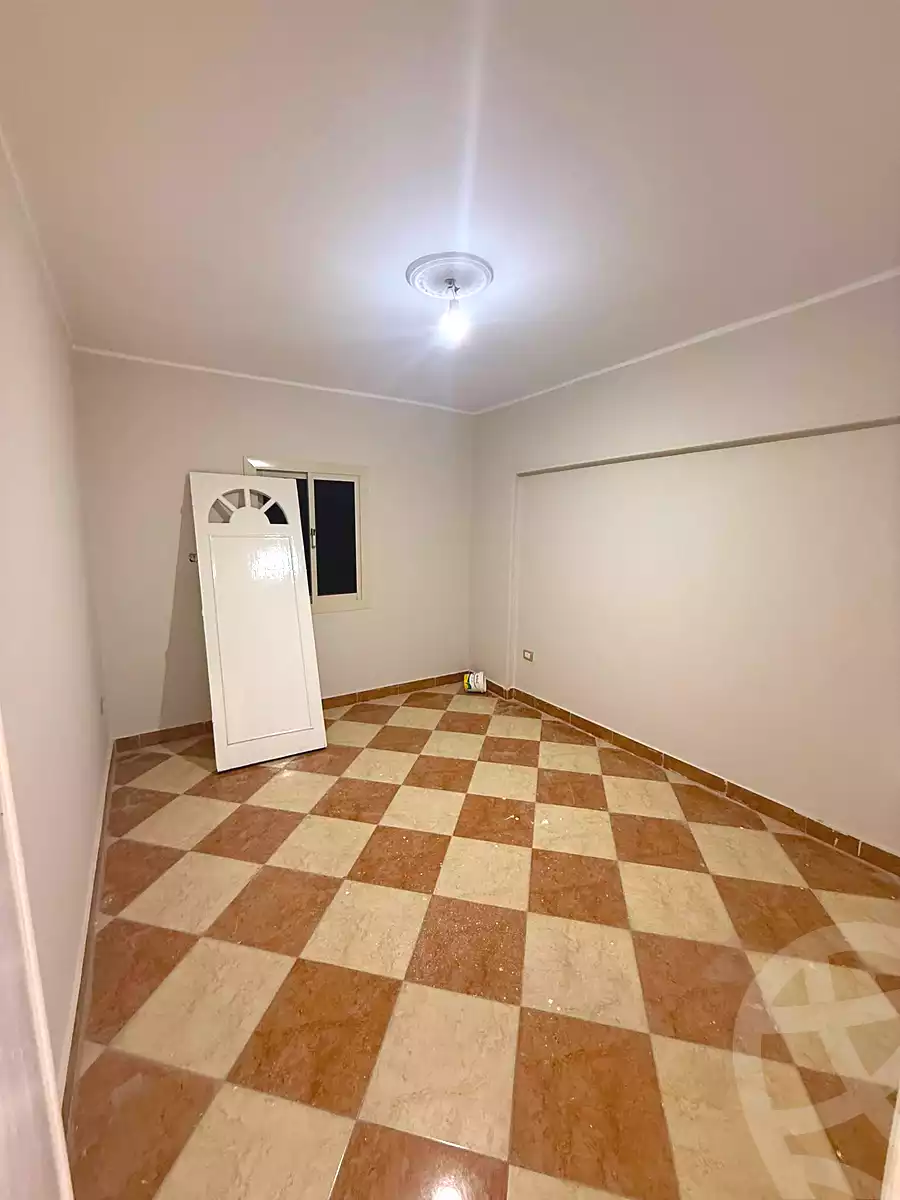 https://aqarmap.com.eg/ar/listing/7161795-for-sale-cairo-helwan-helwan-el-sharkeya-latif-basha-st