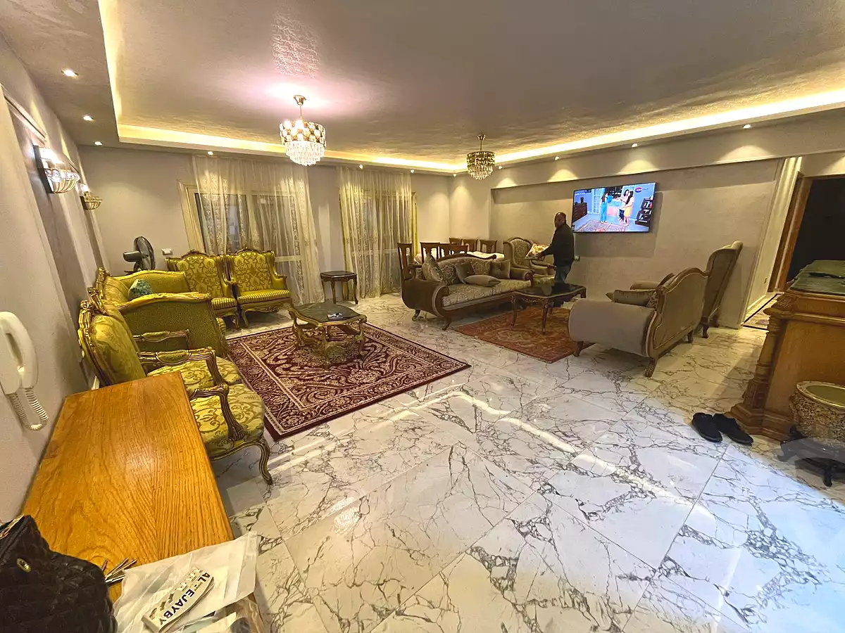 https://aqarmap.com.eg/ar/listing/7162707-for-rent-cairo-el-sheikh-zayed-city-compounds-el-khamayel