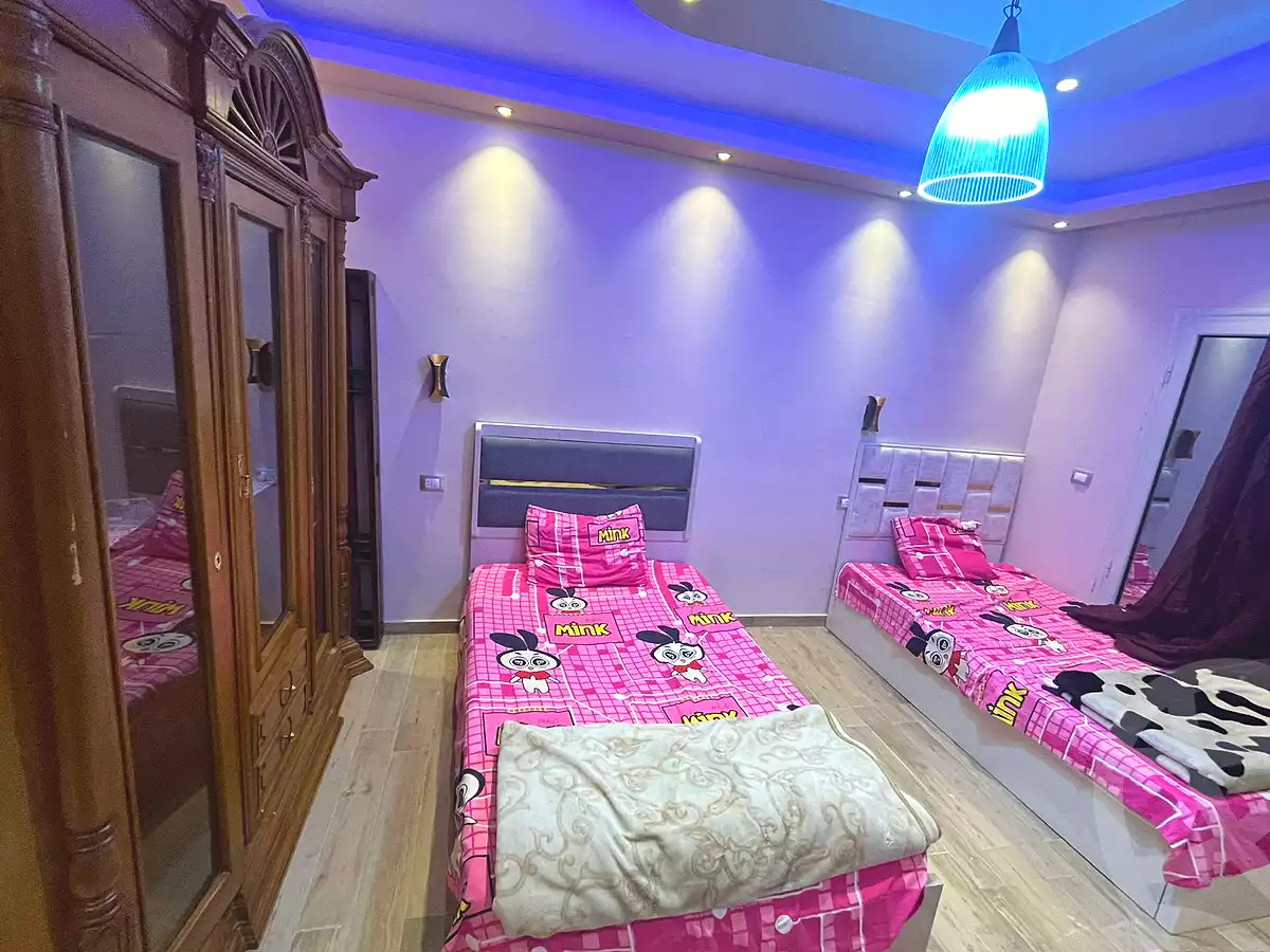 https://aqarmap.com.eg/ar/listing/7162707-for-rent-cairo-el-sheikh-zayed-city-compounds-el-khamayel