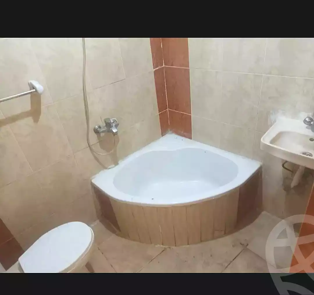 https://aqarmap.com.eg/en/listing/7161977-for-sale-alexandria-sydy-bshr-sydy-bshr-bhry-shr-mhmd-njyb