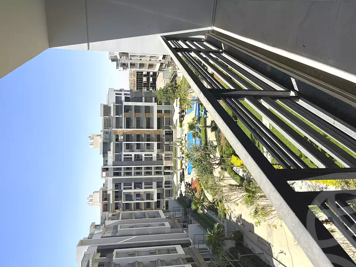 https://aqarmap.com.eg/en/listing/6935500-for-sale-cairo-new-cairo-compounds-dh-ykwn-2-ryzydns-styl-hwm