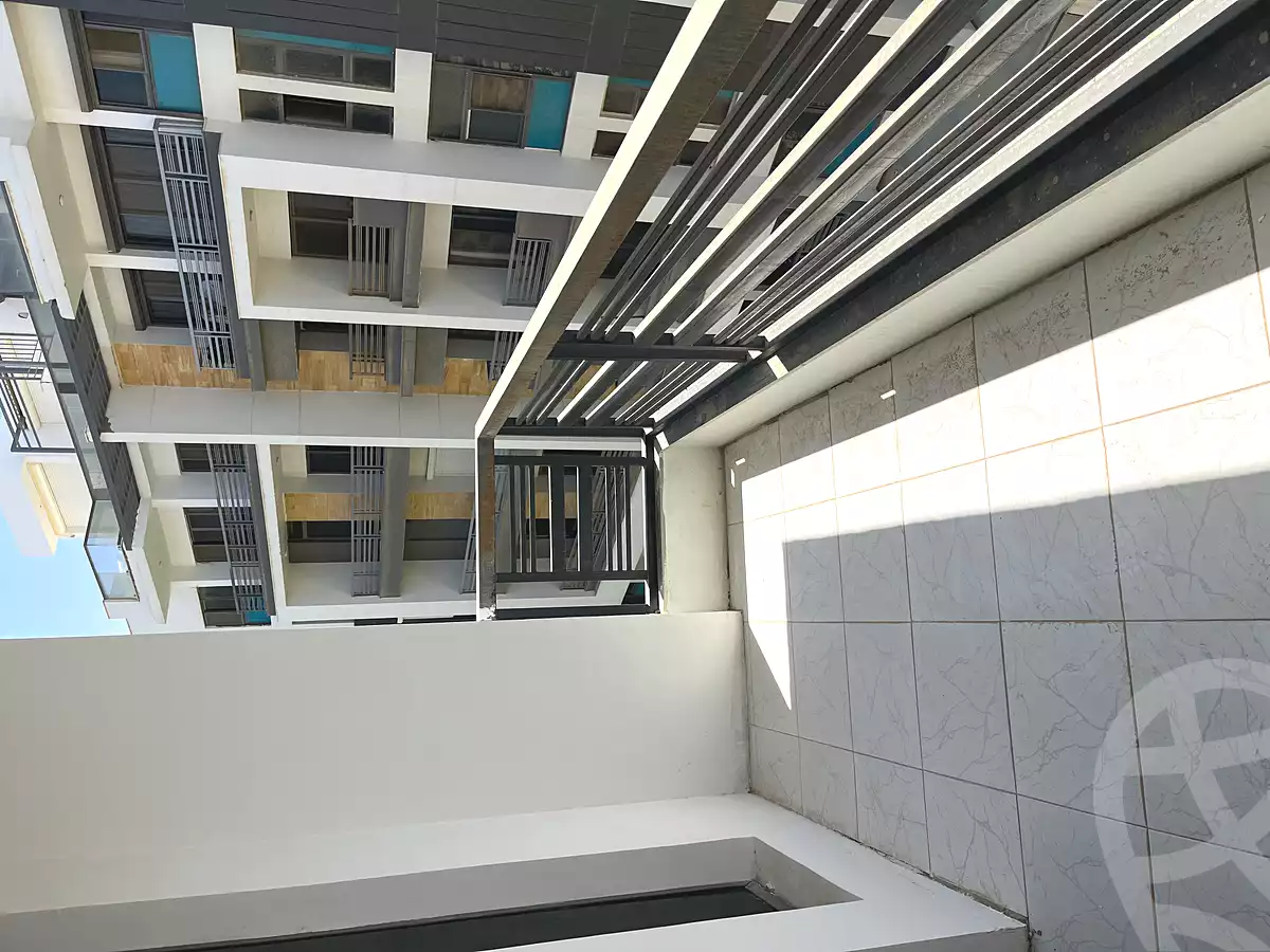 https://aqarmap.com.eg/en/listing/6935500-for-sale-cairo-new-cairo-compounds-dh-ykwn-2-ryzydns-styl-hwm