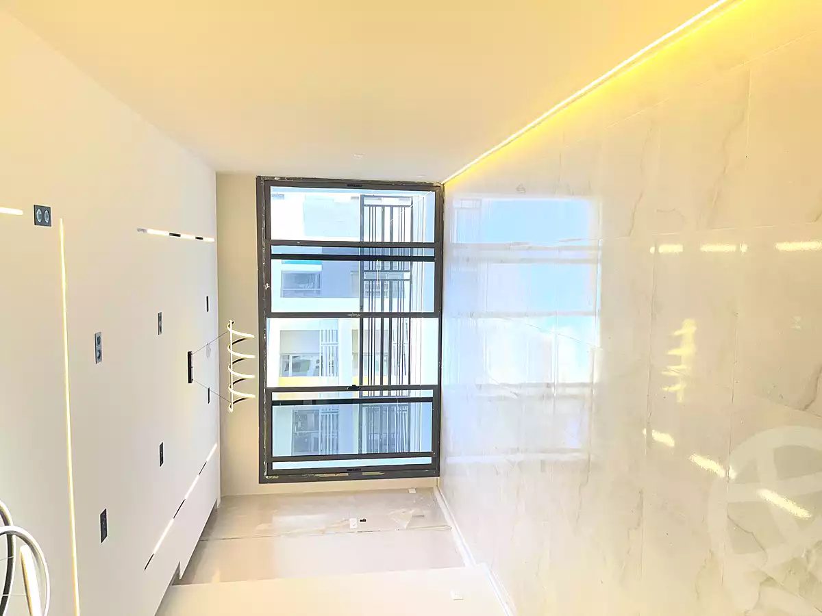 https://aqarmap.com.eg/en/listing/6935500-for-sale-cairo-new-cairo-compounds-dh-ykwn-2-ryzydns-styl-hwm