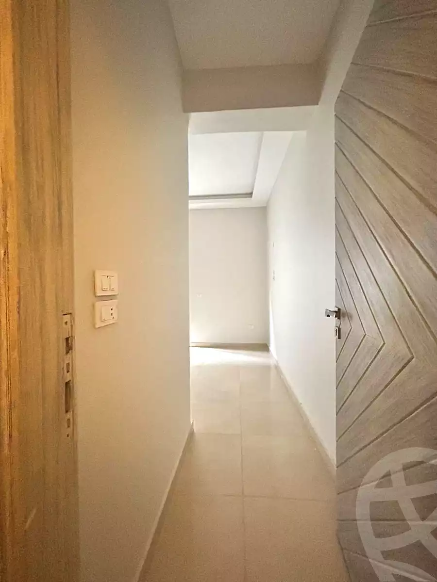 https://aqarmap.com.eg/ar/listing/7163138-for-sale-cairo-new-cairo-ganob-el-akadamiya-south-academy-h-amr-ibn-el-ass-st