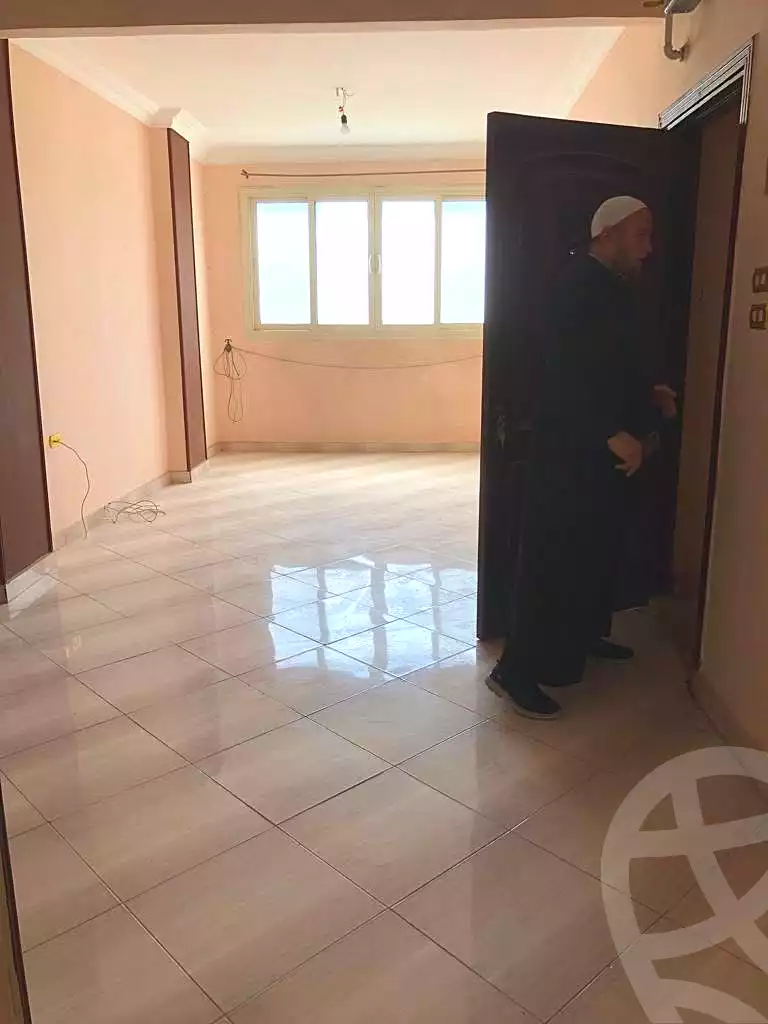https://aqarmap.com.eg/en/listing/7163251-for-rent-cairo-el-haram-shareaa-khatem-el-morsalen