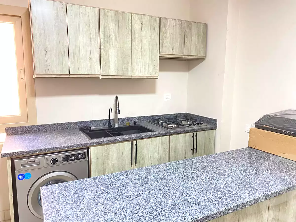 https://aqarmap.com.eg/ar/listing/7163742-for-rent-cairo-6th-of-october-el-ahyaa-neighborhood-2nd-divided-from-al-kafrawei-st