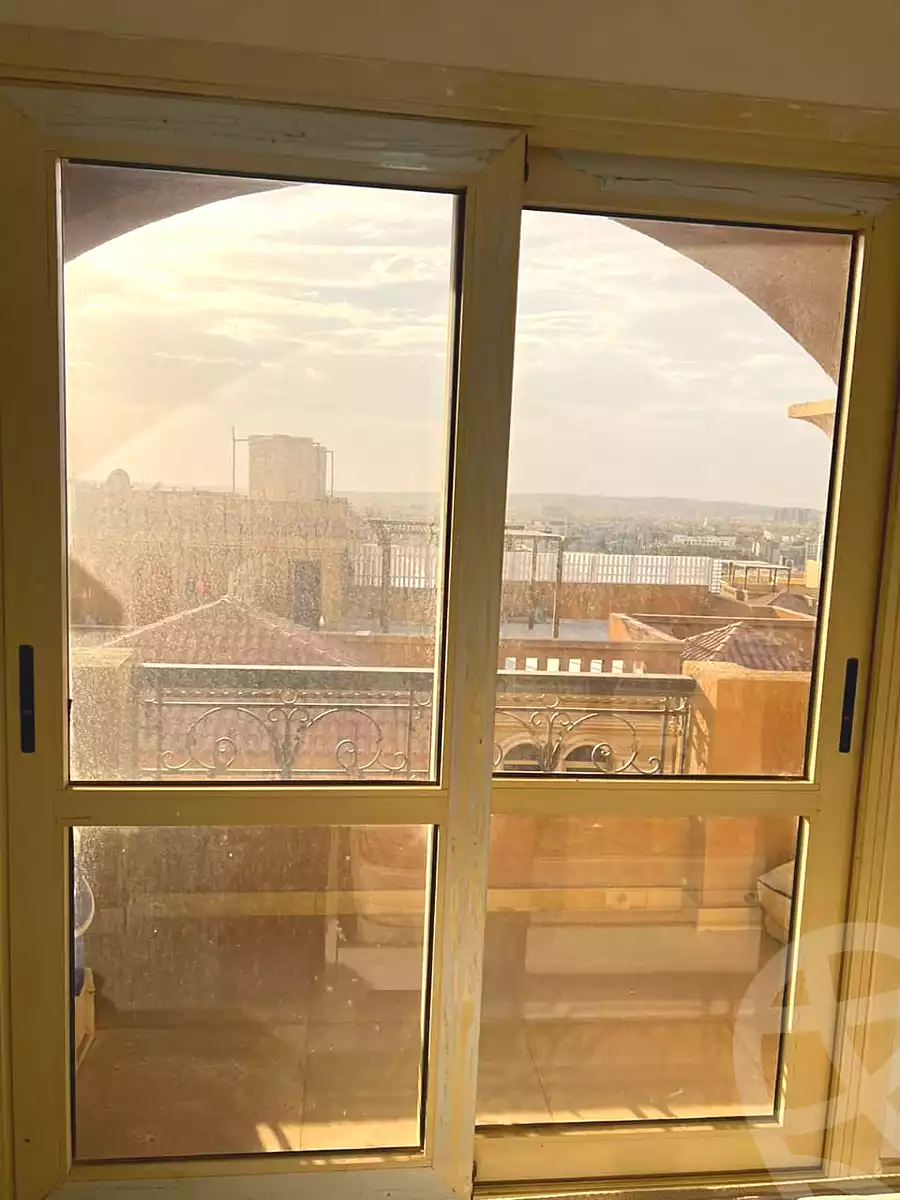 https://aqarmap.com.eg/en/listing/7163760-for-sale-cairo-el-sheikh-zayed-city-compounds-el-khamayel