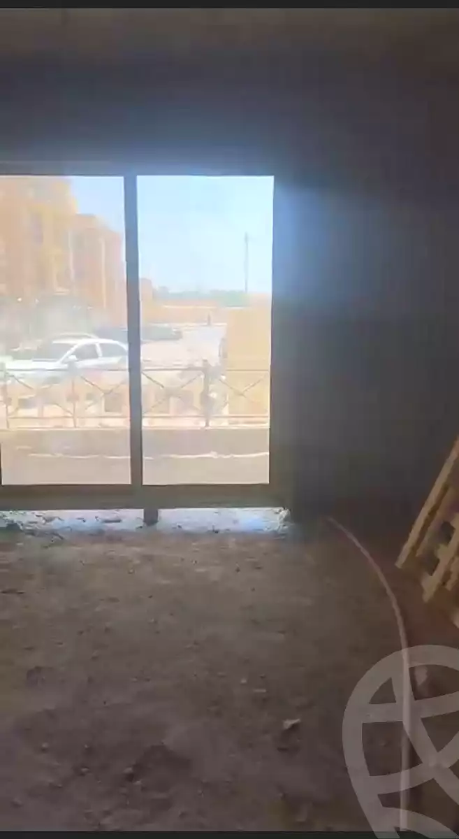 https://aqarmap.com.eg/en/listing/7163767-for-sale-cairo-el-sheikh-zayed-city-compounds-el-khamayel