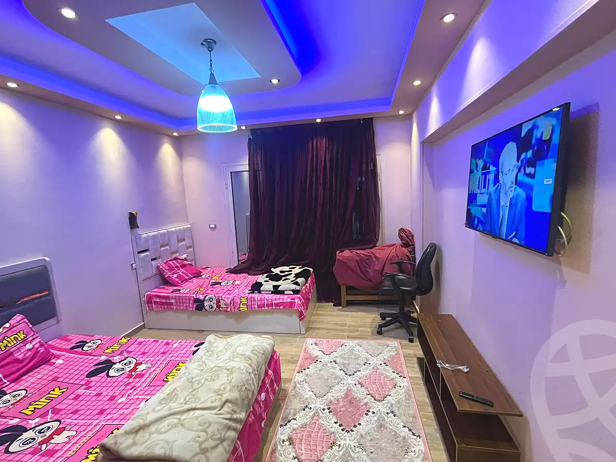 https://aqarmap.com.eg/ar/listing/7163872-for-rent-cairo-el-sheikh-zayed-city-compounds-el-khamayel