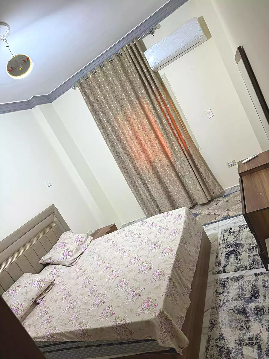 https://aqarmap.com.eg/ar/listing/7163897-for-rent-cairo-6th-of-october-el-ahyaa-neighborhood-2nd-divided-from-al-kafrawei-st