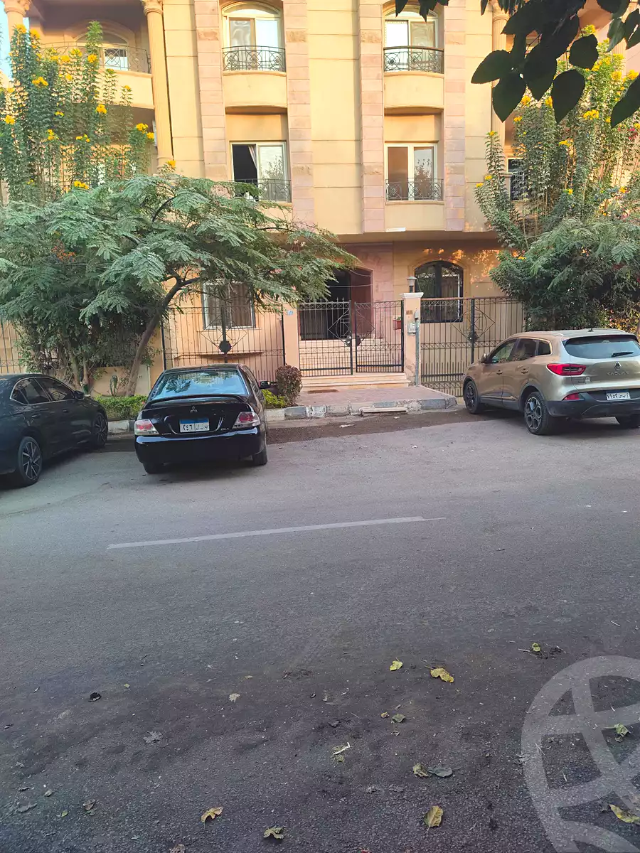https://aqarmap.com.eg/ar/listing/7163906-for-sale-cairo-new-cairo-el-banafsg-el-banafsag-10-omar-khorshid-st