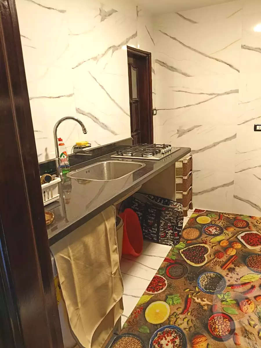 https://aqarmap.com.eg/ar/listing/7164067-for-rent-cairo-6th-of-october-el-ahyaa-neighborhood-2nd-divided-from-al-kafrawei-st