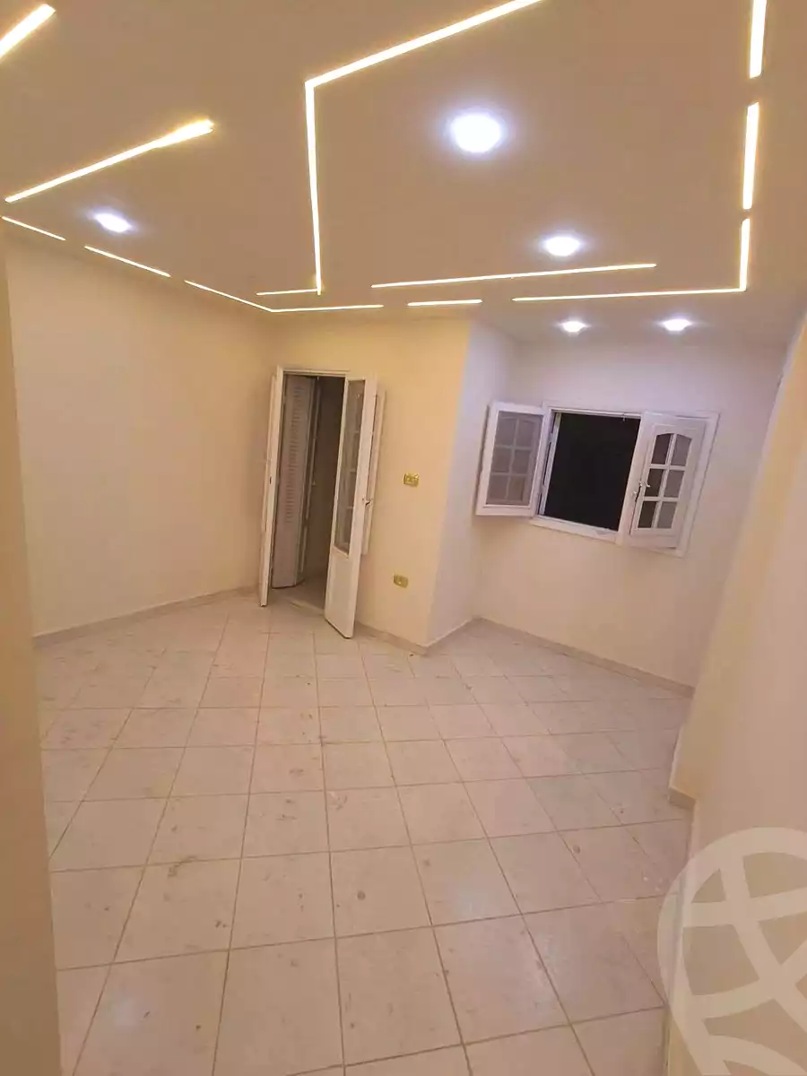 https://aqarmap.com.eg/en/listing/7164578-for-sale-alexandria-lsywf-el-falki