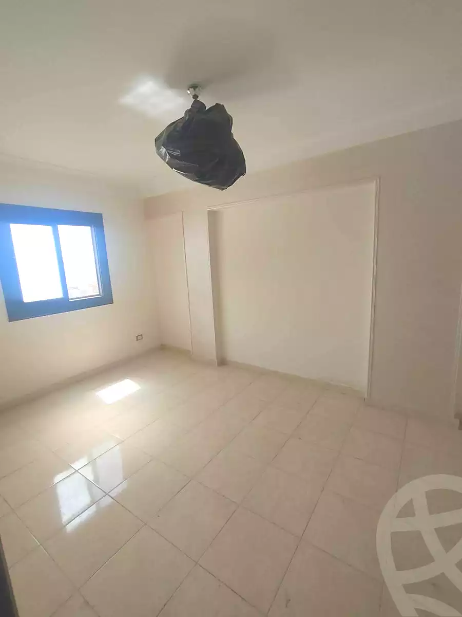https://aqarmap.com.eg/ar/listing/7164747-for-sale-alexandria-al-agamy-lbytsh-shahr-al-assal-st