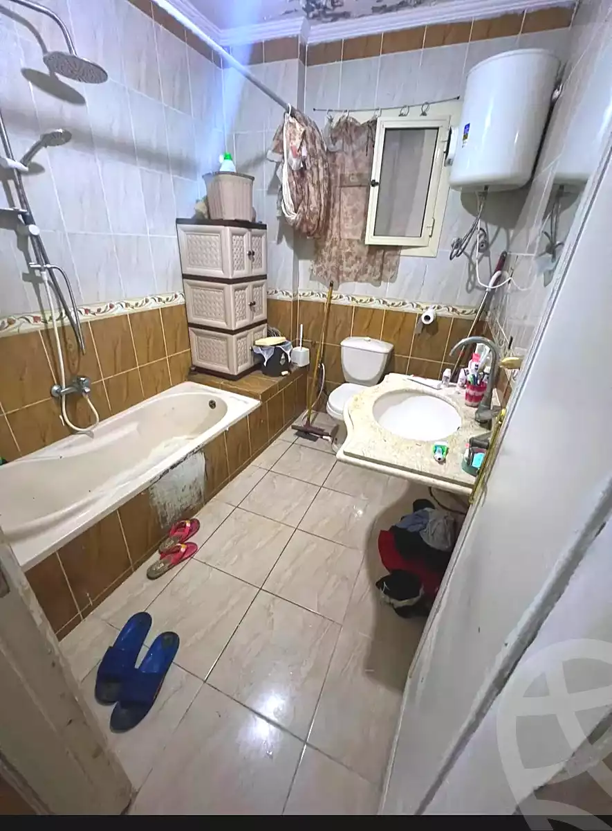 https://aqarmap.com.eg/ar/listing/7165010-for-sale-alexandria-sydy-bshr-sydy-bshr-bhry-street-17