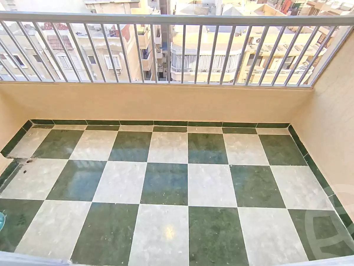 https://aqarmap.com.eg/ar/listing/7107998-for-sale-alexandria-al-agamy-shataa-el-nakheel