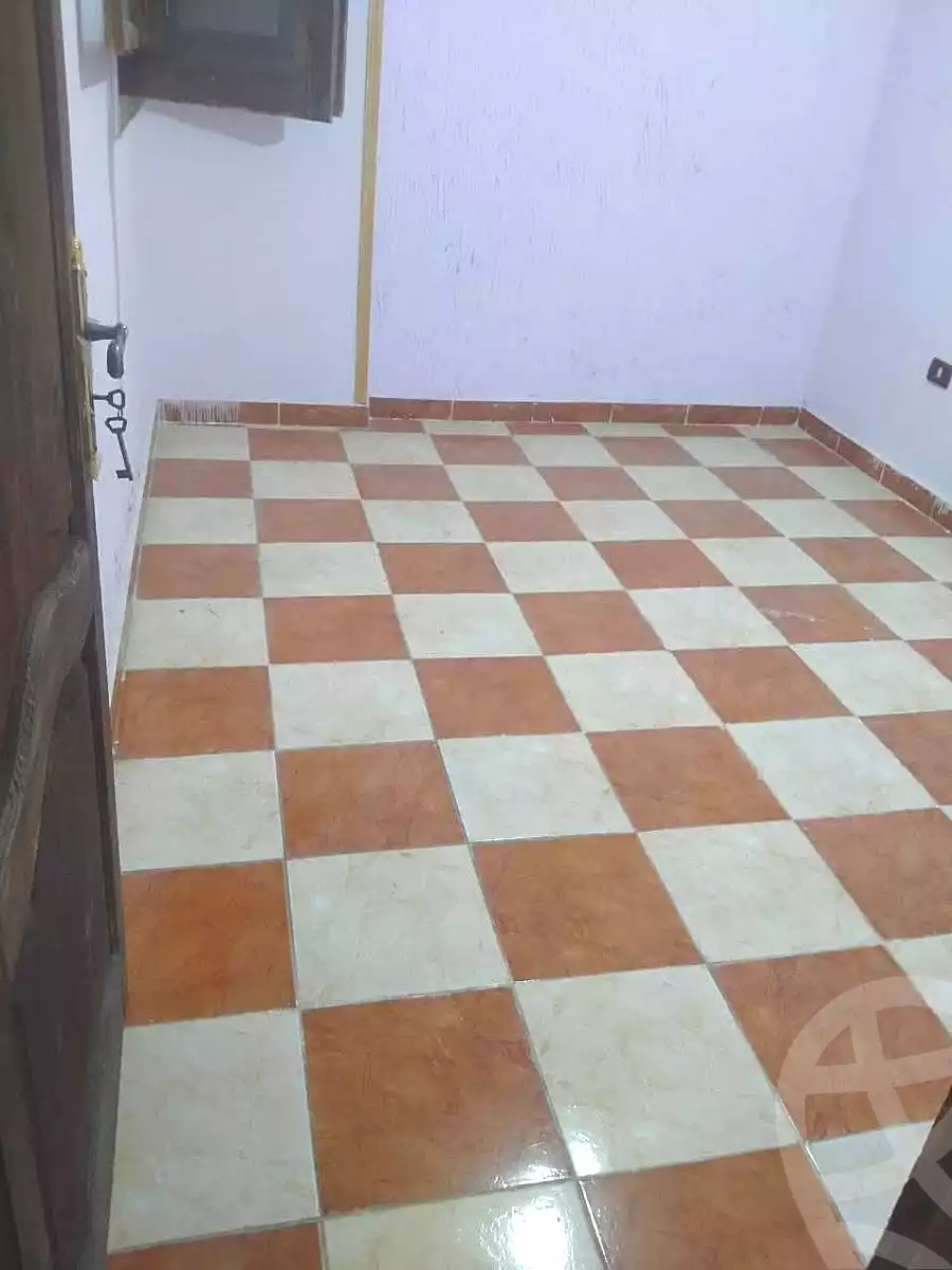 https://aqarmap.com.eg/ar/listing/7107989-for-rent-alexandria-al-agamy-el-hanouvel-al-asdakaa-st