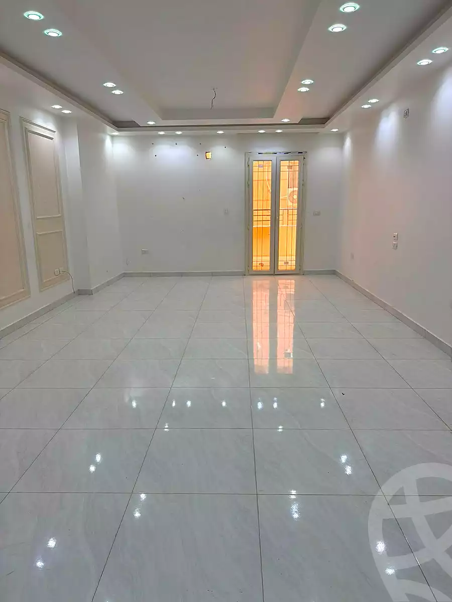 https://aqarmap.com.eg/ar/listing/7165429-for-rent-cairo-new-cairo-el-lotus-lotus-south
