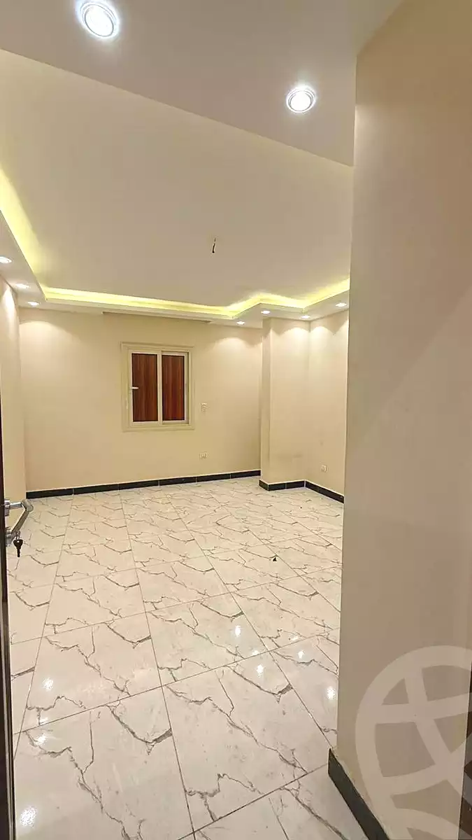 https://aqarmap.com.eg/ar/listing/7165690-for-sale-cairo-6th-of-october-el-ahyaa-neighborhood-3rd-al-hay-al-thalith-st