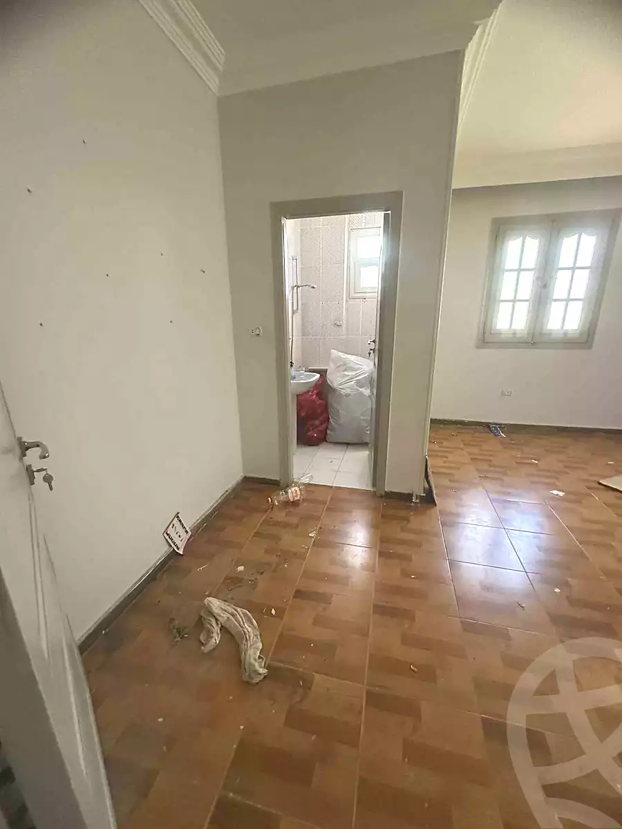 https://aqarmap.com.eg/ar/listing/7165741-for-sale-cairo-6th-of-october-el-ahyaa-neighborhood-8th-el-tahrir-rd