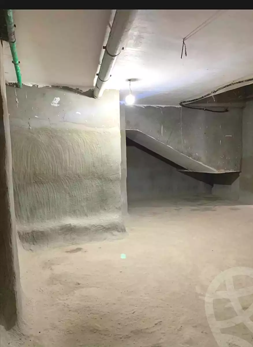 https://aqarmap.com.eg/ar/listing/7165749-for-sale-sharqia-zagazig-zagazig-city-ghasham-rd
