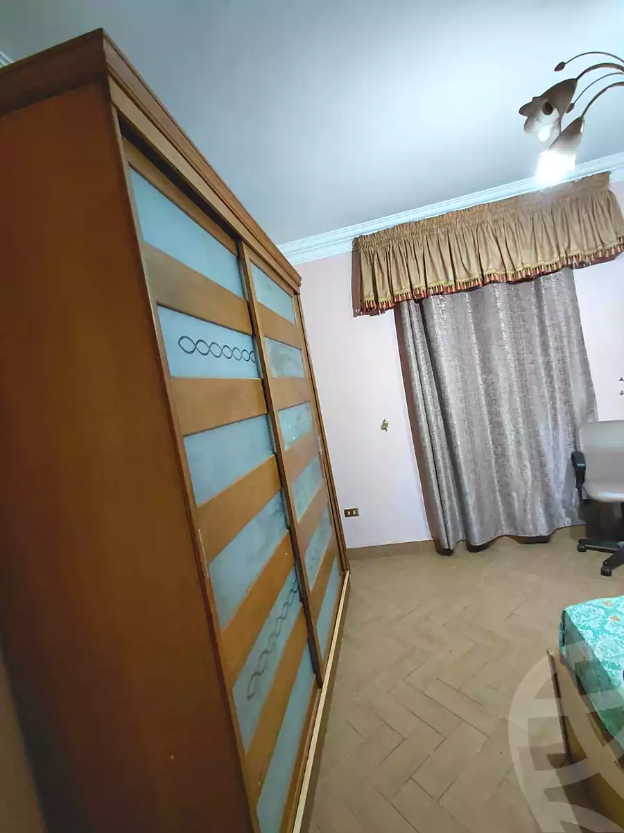 https://aqarmap.com.eg/ar/listing/7165785-for-rent-cairo-6th-of-october-el-ahyaa-neighborhood-2nd-divided-from-al-kafrawei-st