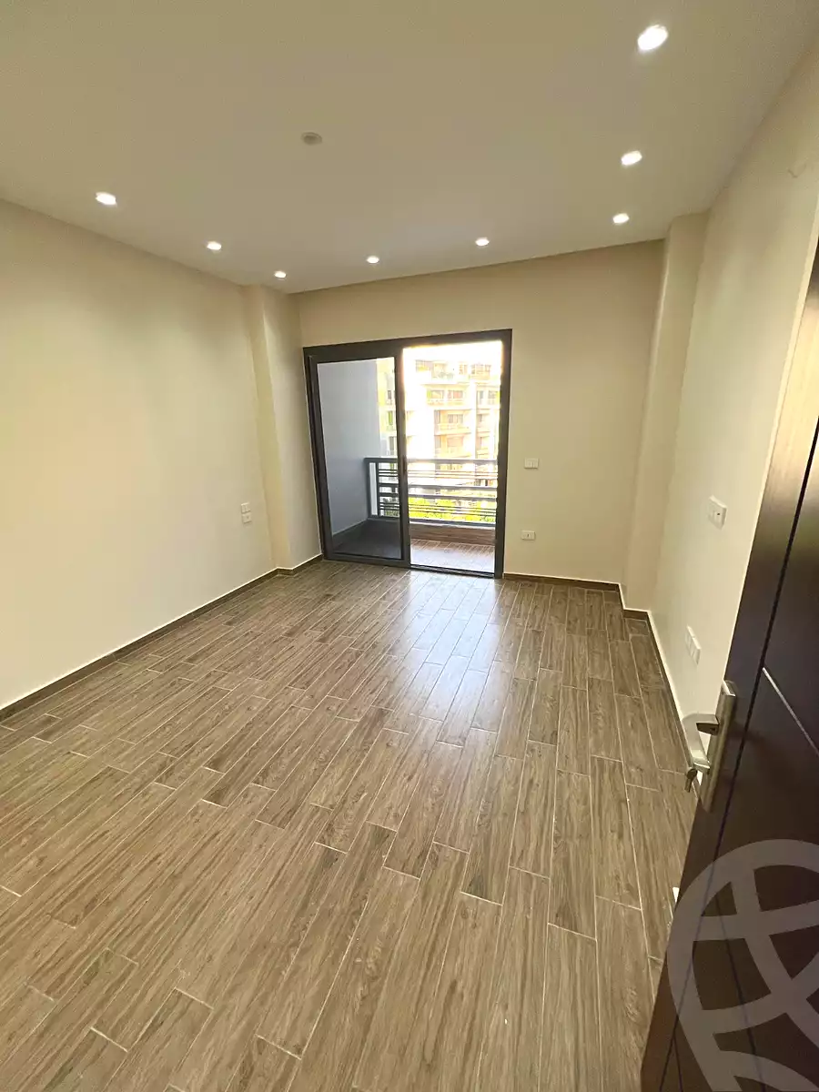 https://aqarmap.com.eg/en/listing/7165868-for-rent-cairo-new-cairo-compounds-the-icon-gardens-compound-style-home