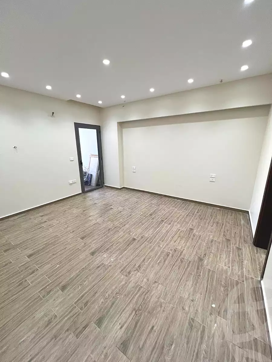 https://aqarmap.com.eg/en/listing/7165868-for-rent-cairo-new-cairo-compounds-the-icon-gardens-compound-style-home