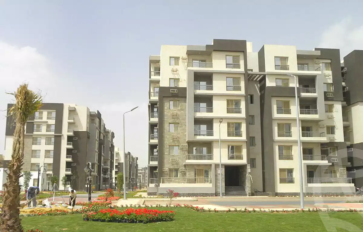 https://aqarmap.com.eg/ar/listing/7166046-for-sale-cairo-new-cairo-compounds-dar-misr-el-koronfel