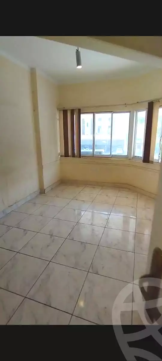 https://aqarmap.com.eg/ar/listing/7166326-for-rent-cairo-downtown-el-tahrir