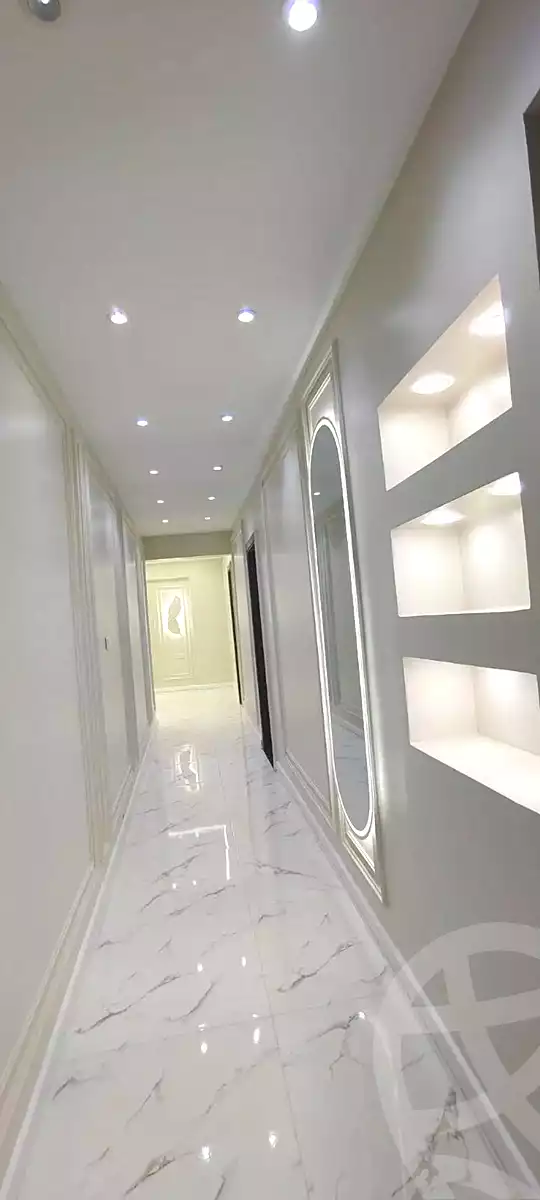 https://aqarmap.com.eg/ar/listing/7166426-for-sale-alexandria-al-agamy-el-hanouvel