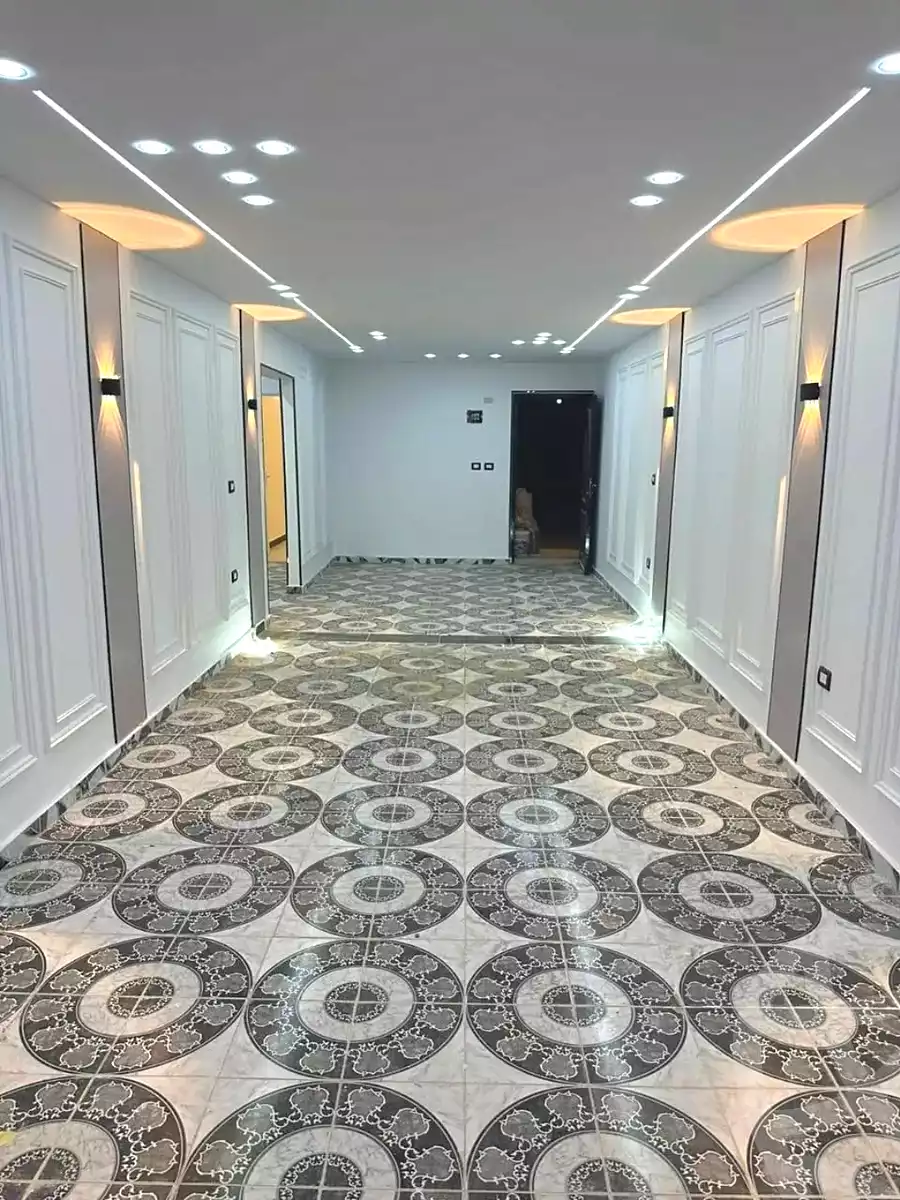 https://aqarmap.com.eg/en/listing/7166448-for-sale-alexandria-al-agamy-el-hanouvel-radwan-st