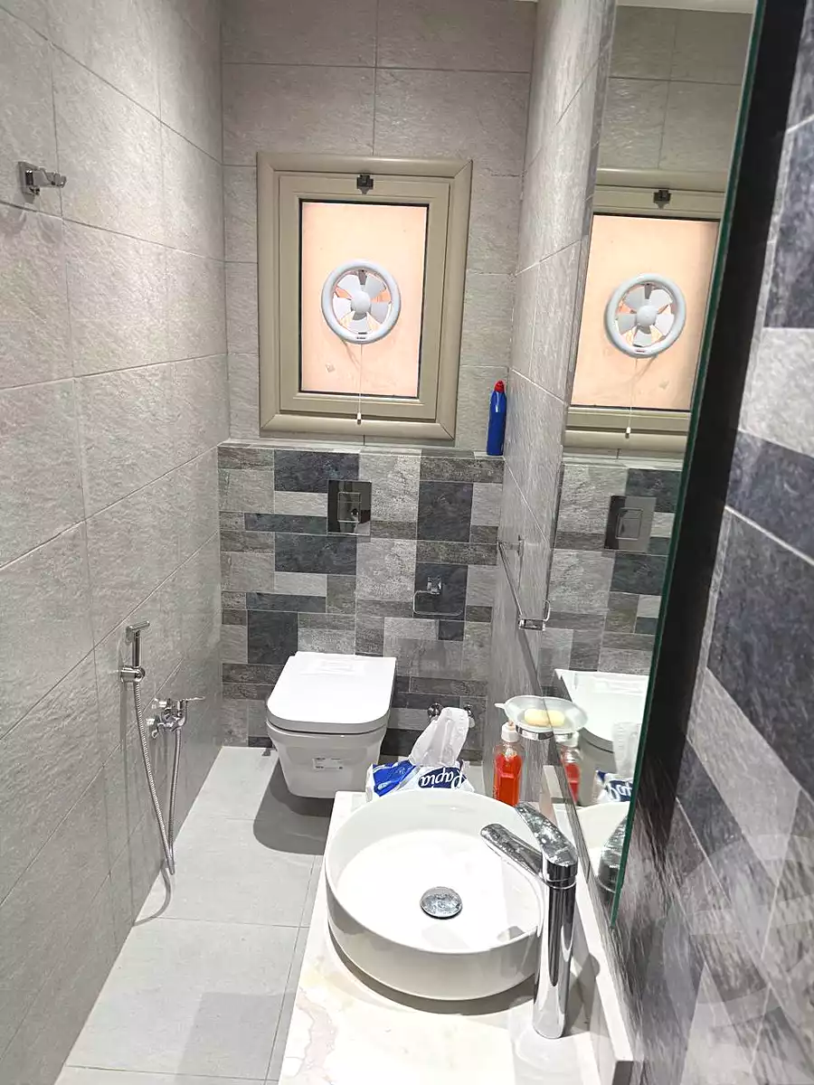 https://aqarmap.com.eg/ar/listing/7166698-for-sale-cairo-new-cairo-compounds-galleria-moon-valley-compound-arabia