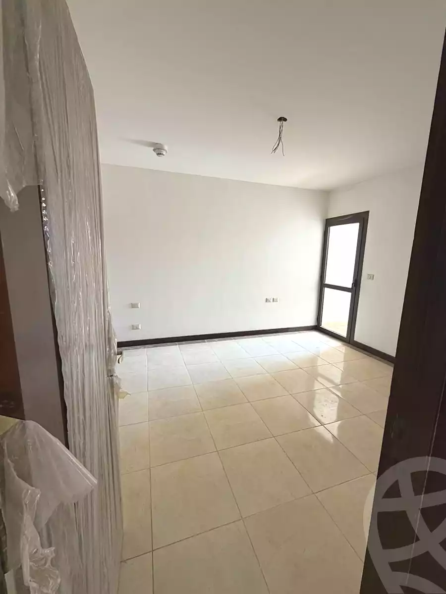 https://aqarmap.com.eg/ar/listing/7166737-for-sale-cairo-new-cairo-compounds-nyoum-nyw-kyrw