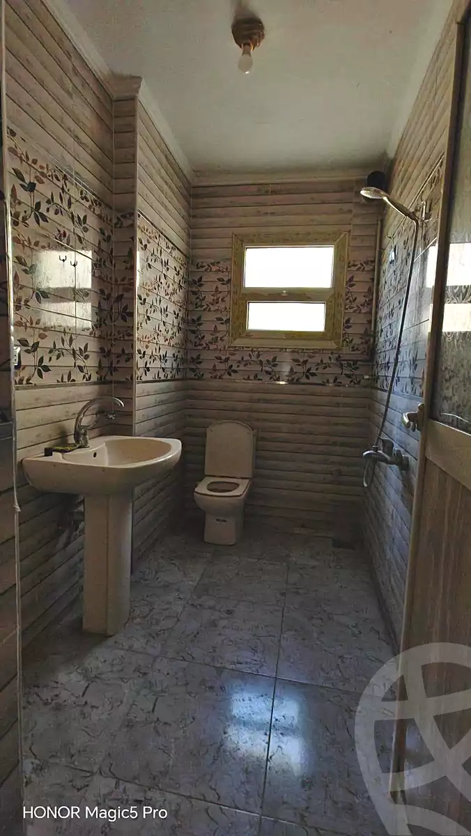 https://aqarmap.com.eg/en/listing/7166748-for-sale-cairo-helwan-helwan-el-sharkeya-mostafa-safwat-st