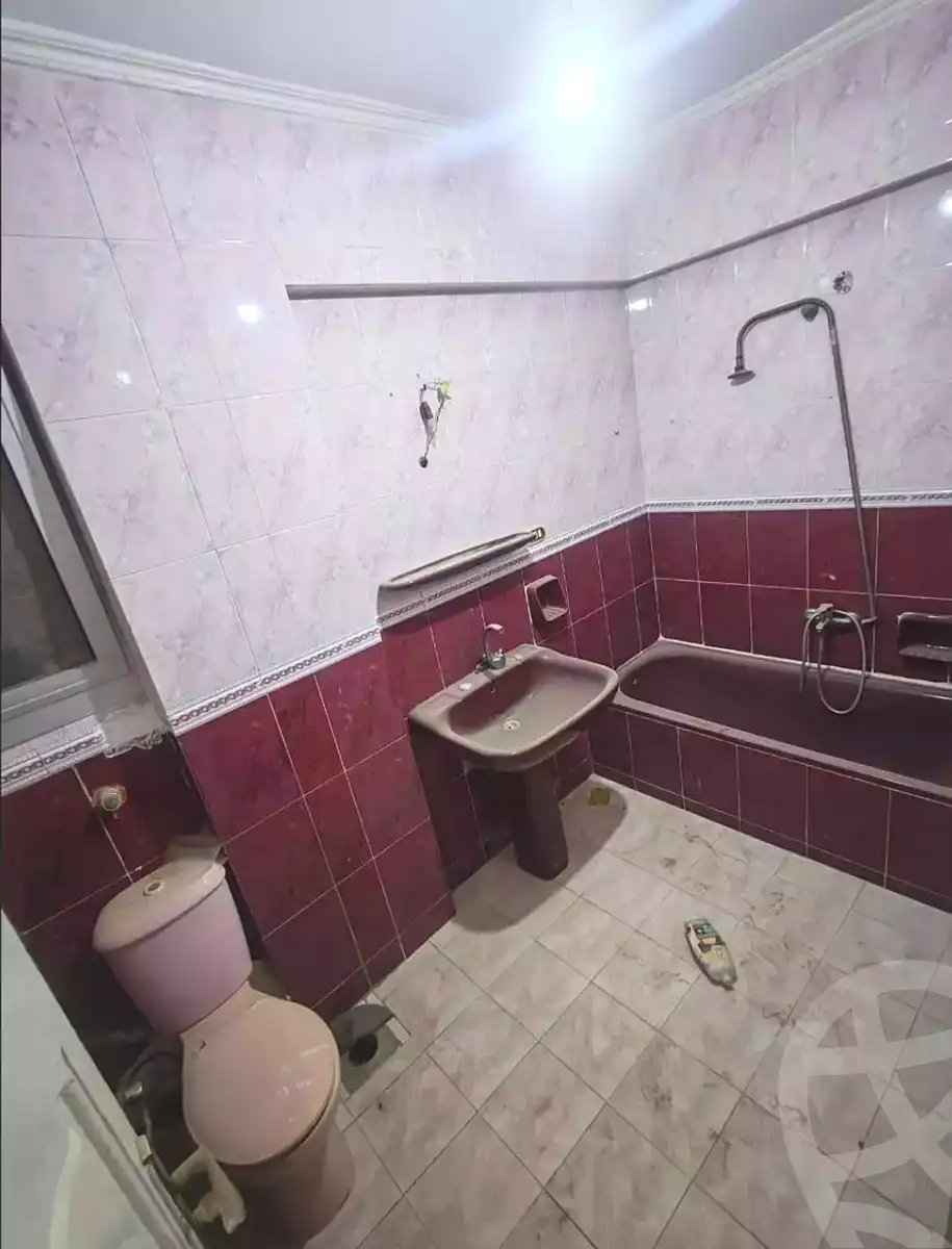 https://aqarmap.com.eg/ar/listing/7166765-for-sale-alexandria-al-agamy-el-hanouvel-abd-el-moneam-gaber-st