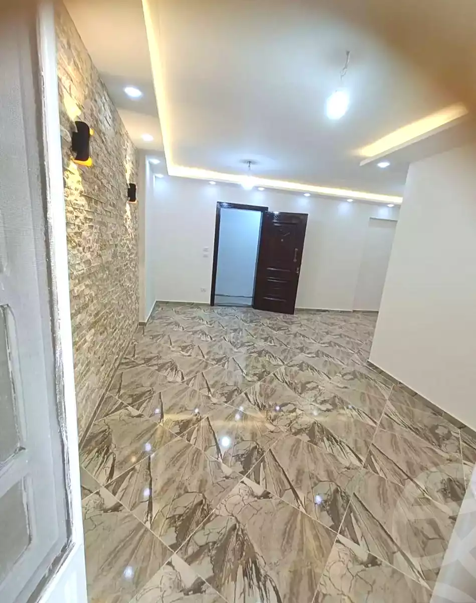 https://aqarmap.com.eg/en/listing/7167041-for-sale-alexandria-miami-shr-jml-bd-lnsr