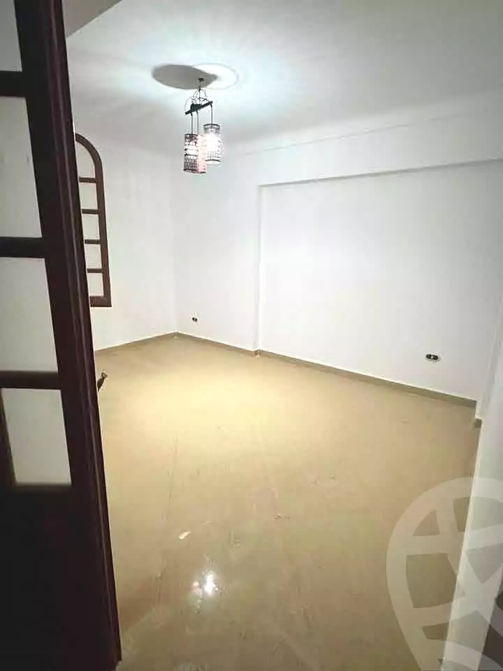 https://aqarmap.com.eg/ar/listing/7167156-for-sale-alexandria-al-agamy-lbytsh-bianchiii-el-arbaeen-st